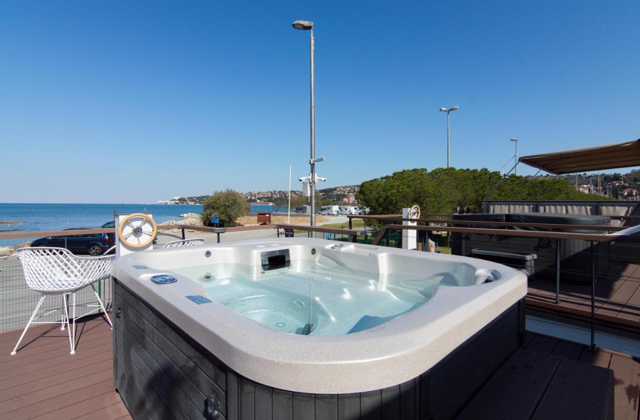 Ferienwohnung Eldamar Floating House Portorož Exterior foto