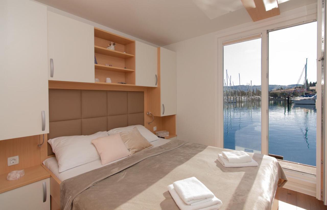 Ferienwohnung Eldamar Floating House Portorož Exterior foto
