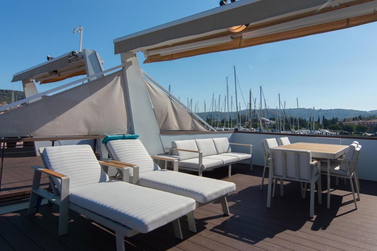 Ferienwohnung Eldamar Floating House Portorož Exterior foto